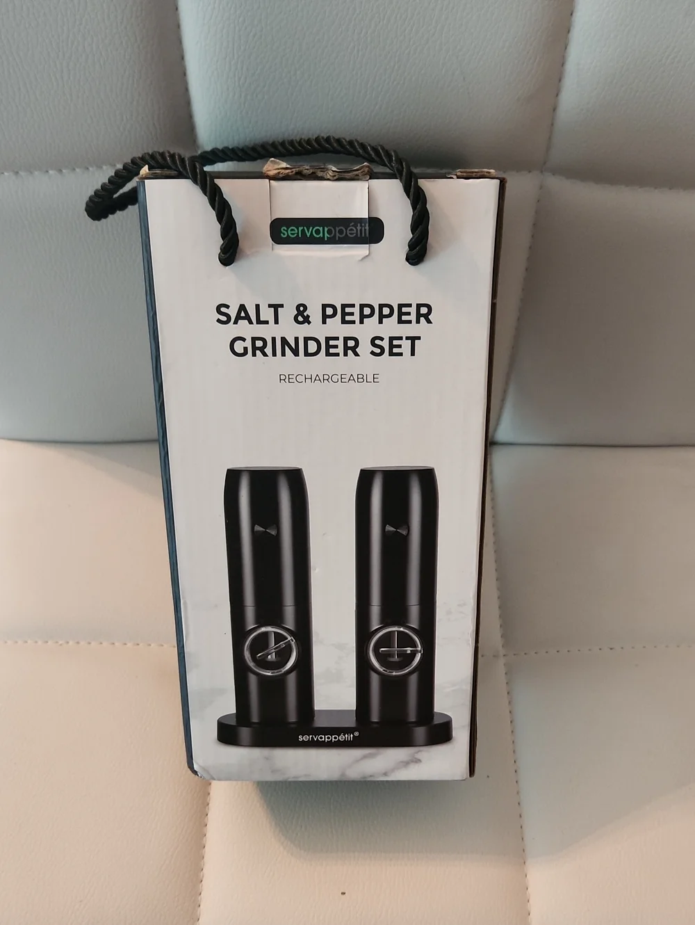 servappetit Rechargeable Salt & Pepper Grinder Set in Black